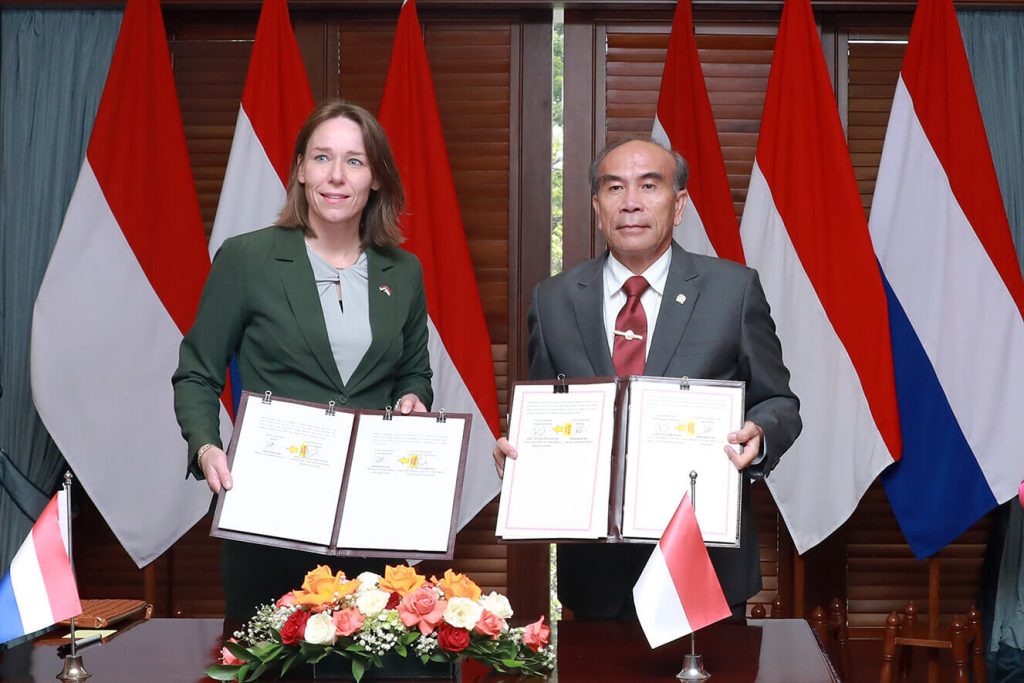 Kerja Sama Bidang Siber