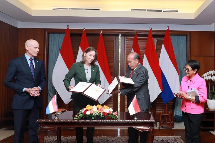 Kerja Sama Bidang Siber