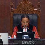 Gugatan Usia Hakim MK