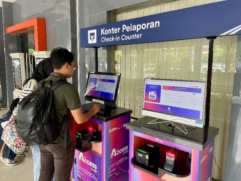 20.148 Pelanggan Gunakan KA Jarak Jauh di Daop 8 Menjelang Hari Raya Natal 2023