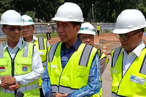 Presiden Jokowi Perintahkan Menkes Awasi Detail