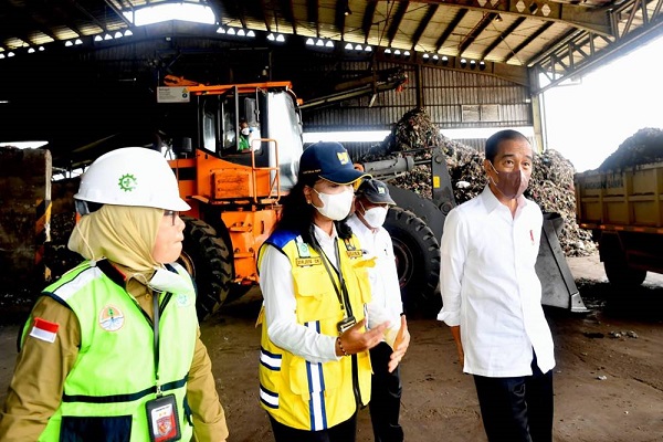 Presiden Jokowi Kunjungi TPST RDF Cilacap