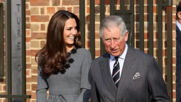 Raja Charles III Kate Middleton