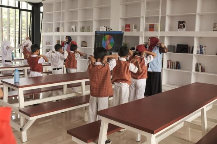 Microlibrary Alun-alun Bandung