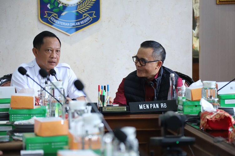 Pemerintah Percepat Transformasi IKD, Masyarakat Makin Mudah Urus Layanan Publik