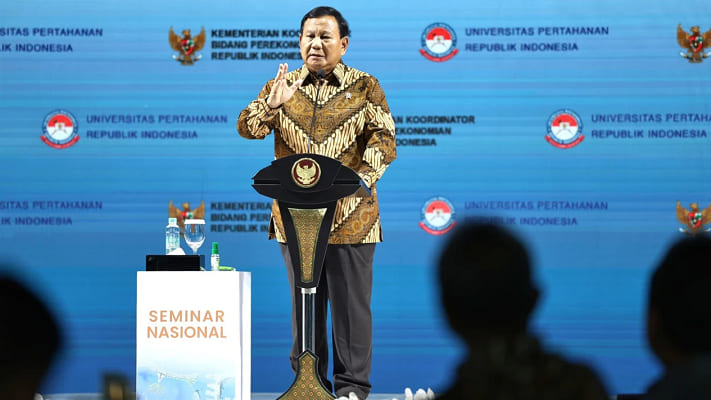 Prabowo Bangun Tanggul Laut Raksasa Jawa