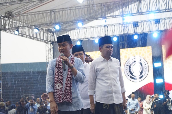 Gibran Terima Gelar Warga Kehormatan LSN