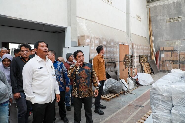 gudang logistik pemilu