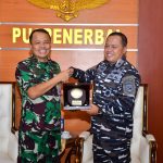 Komandan Puspenerbal Terima CC Danguskamla Koarmada II