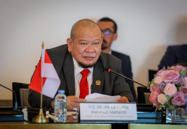 Regenerasi Petani Lambat, Ketua DPD RI: Pekerjaan Serius Jatim sebagai Lumbung Padi