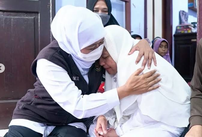 13 Anggota KPPS dan 2 Linmas Meninggal Dunia di Jatim, Khofifah : Mereka adalah “Pejuang Demokrasi”
