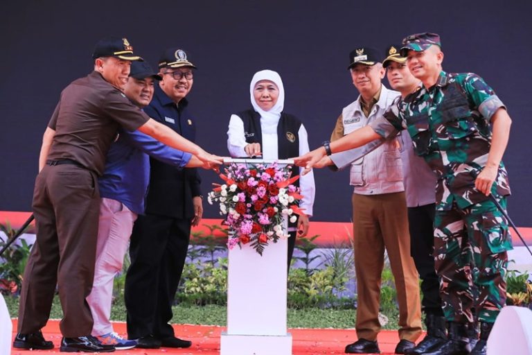 Gubernur Khofifah Resmikan Pasar Baru Kertosono dengan Fasilitas Lengkap dan Nyaman                                                  