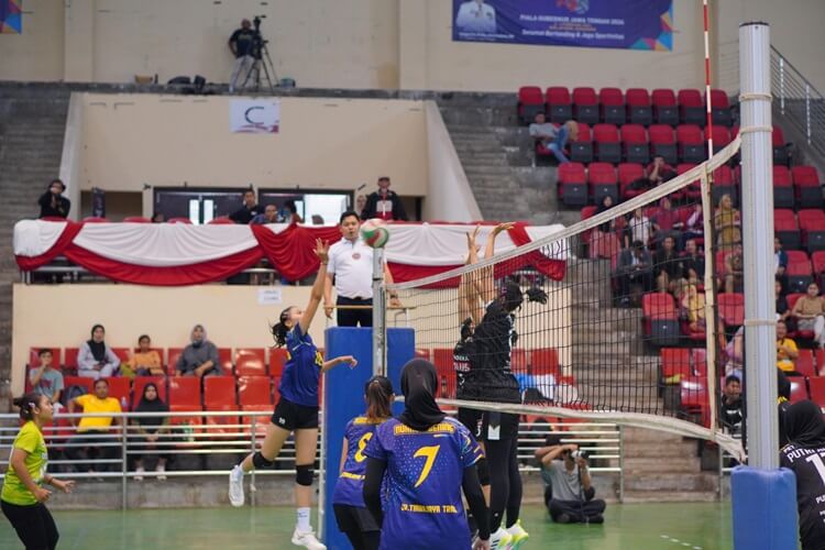 Voli Piala Gubernur Jateng