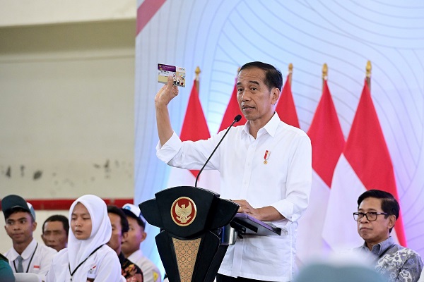 Berikan Bantuan PIP di Sukoharjo