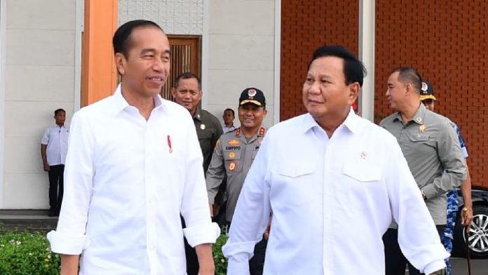Jokowi Didampingi Prabowo