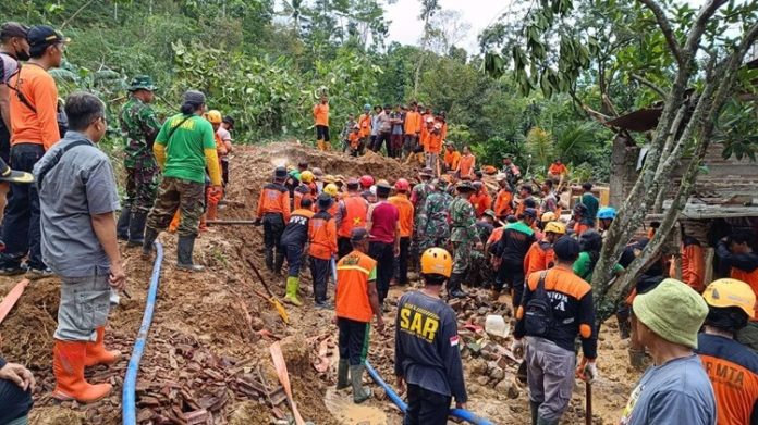 Bupati Sragen Longsor