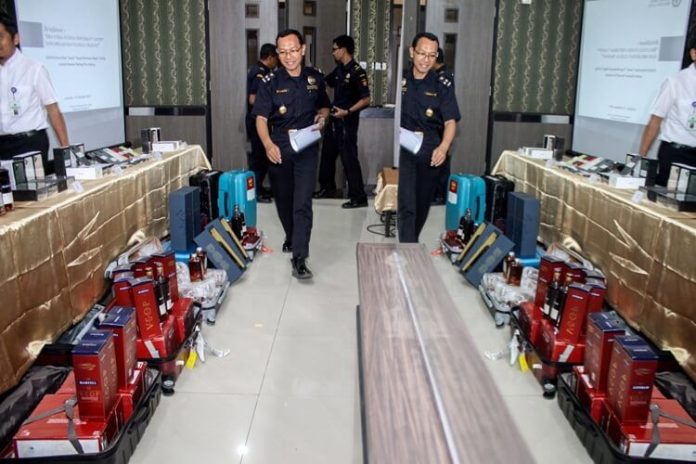 Barang Impor Bea Cukai