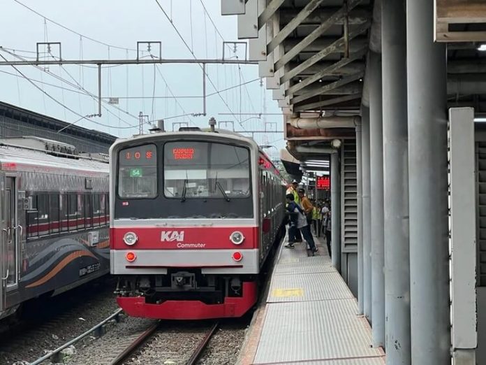 KAI Commuter ramadan