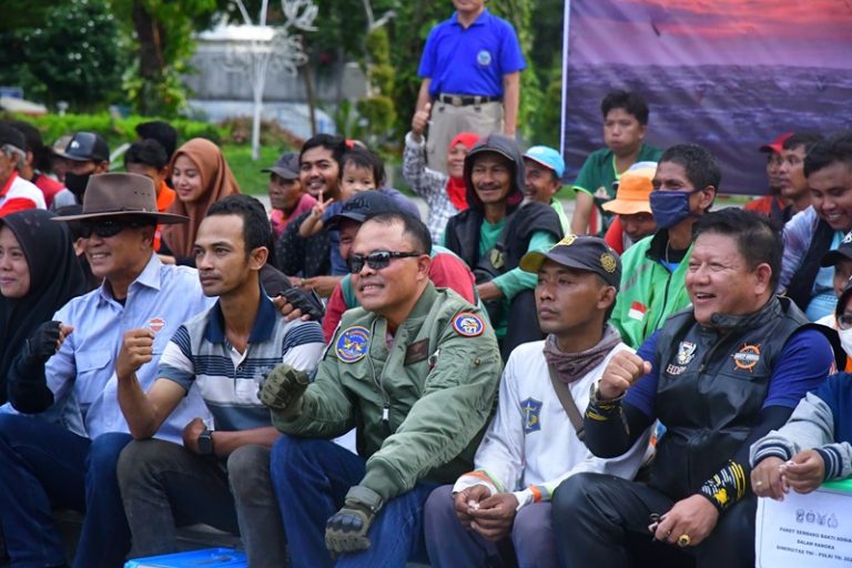 Sinergitas TNl Polri, Komandan Puspenerbal Keliling Kota Bersama Komunitas Club Motor Surabaya