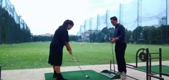 Ngabuburit Main Golf