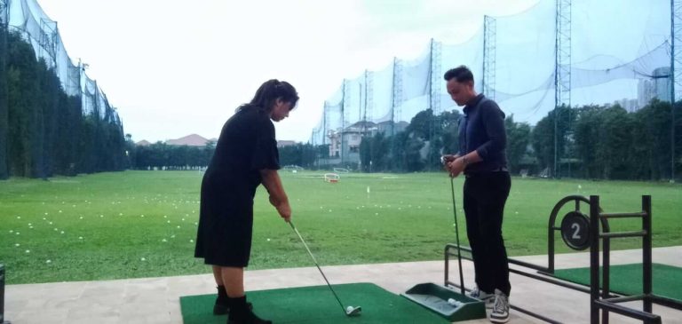 Ngabuburit Main Golf