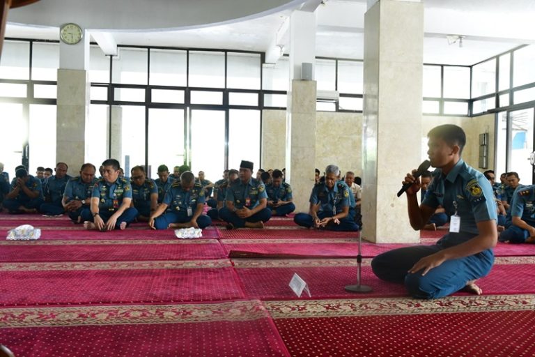 Isi Kemuliaan Ramadhan Jelang HUT ke-68 Penerbangan TNl AL, Puspenerbal Gelar Lomba MHQ