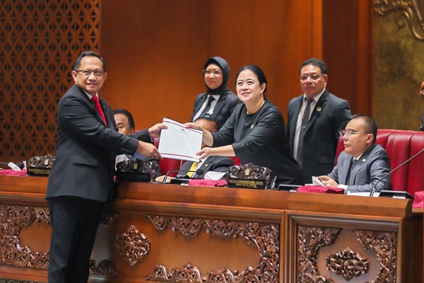 Puan Maharani Resmi Sahkan RUU DKJ, Jakarta Bukan Lagi Ibu Kota