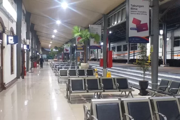 Stasiun Semarang Tawang beroperasi