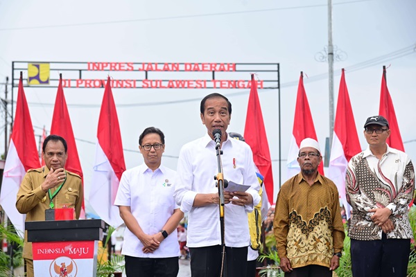 Peresmian Inpres Jalan Daerah di Sulawesi Tengah