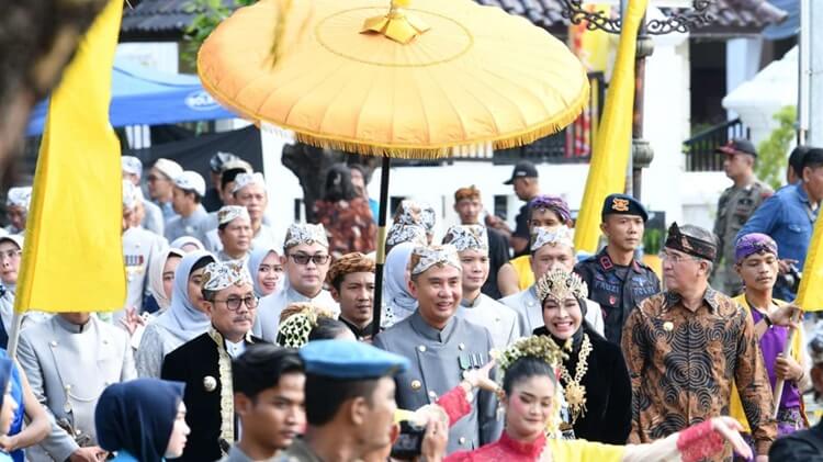 HUT Kabupaten Cirebon, Bey Machmudin dan Pemdaprov Jabar Bersatu Bangun Cirebon Lebih Maju