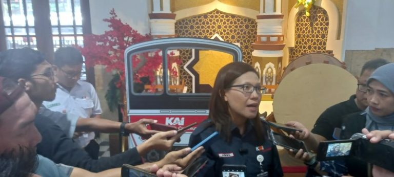 Jelang Akhir Libur Idul fitri 2024 Commuter Wilayah 8 Surabaya Layani Lebih dari 390 Ribu Orang