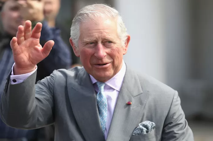 Raja Charles III kanker