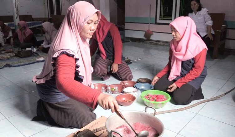 Wedang Mawar Desa Kajar