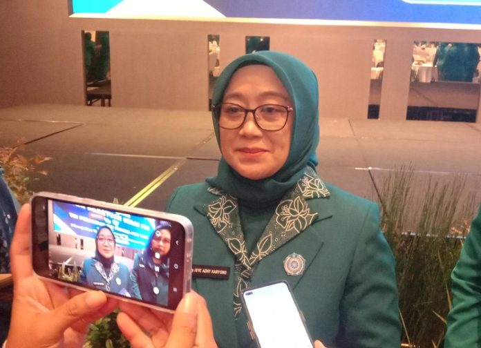 peran perempuan negara