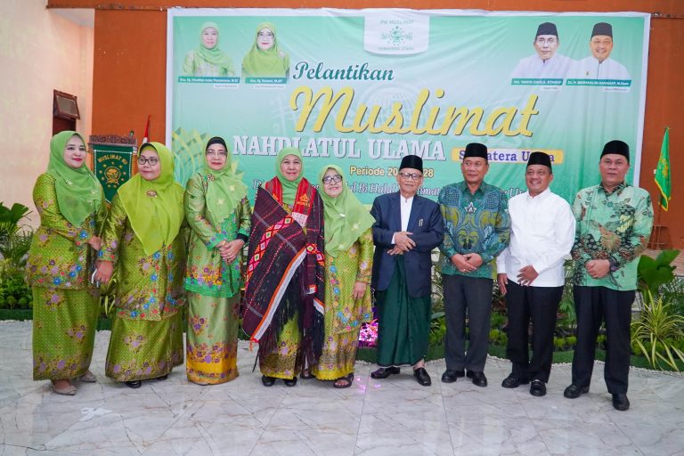 Pelantikan dan HBH Muslimat NU Sumut, Khofifah Ajak Rajut Kembali Persaudaraan Pasca Putusan MK Terkait Pilpres 2024