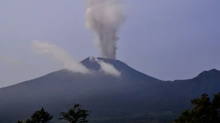 Gunung Slamet gempa