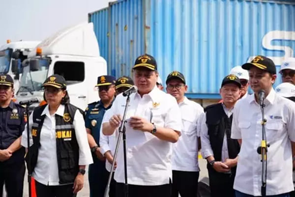 Menko Airlangga Minta Bea Cukai