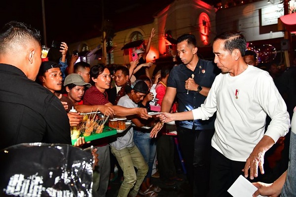 Malam Minggu Presiden Jokowi