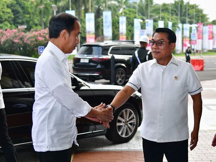 Periklindo Electric Vehicle Show