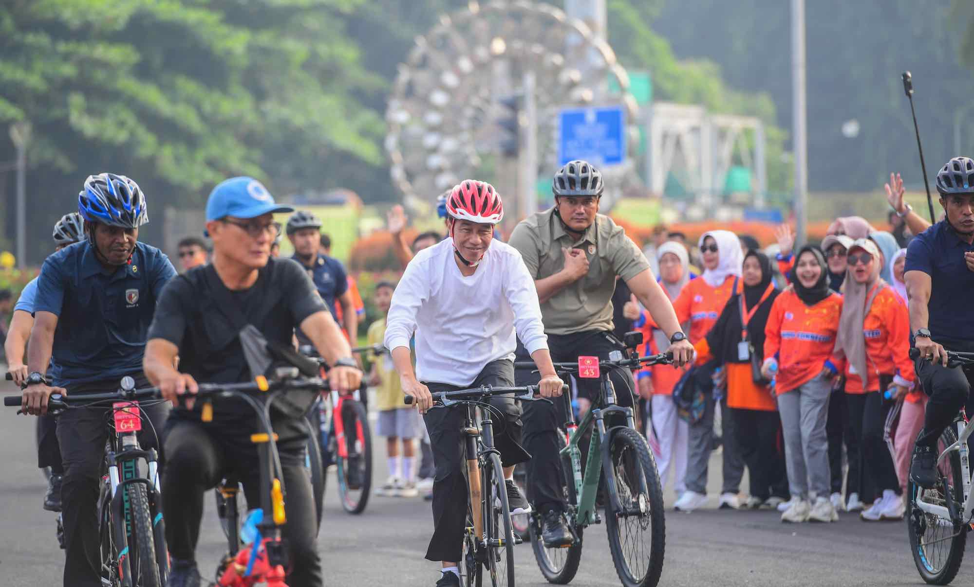 Jokowi Gowes