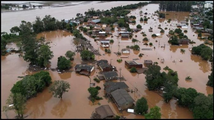 Brasil Dilanda Banjir Bandang
