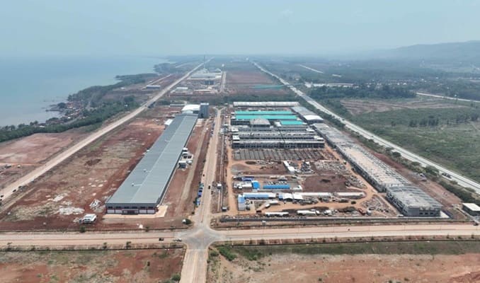 Amerika Bangun Pabrik Panel Surya