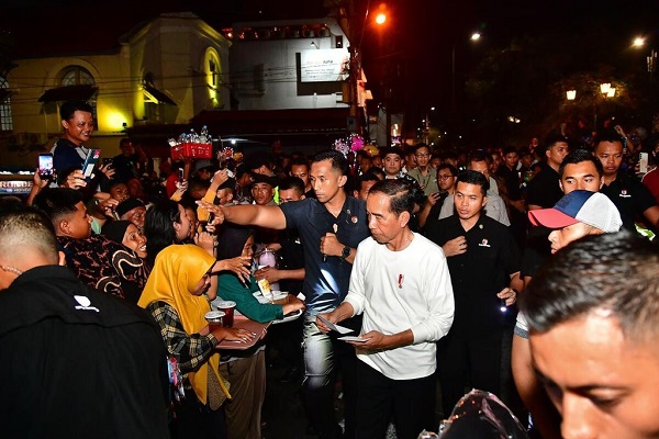 Malam Minggu Presiden Jokowi Bersama Rakyat di Malioboro