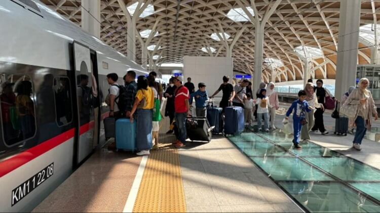 tiket whoosh terjual