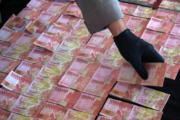 Uang Palsu Dijual