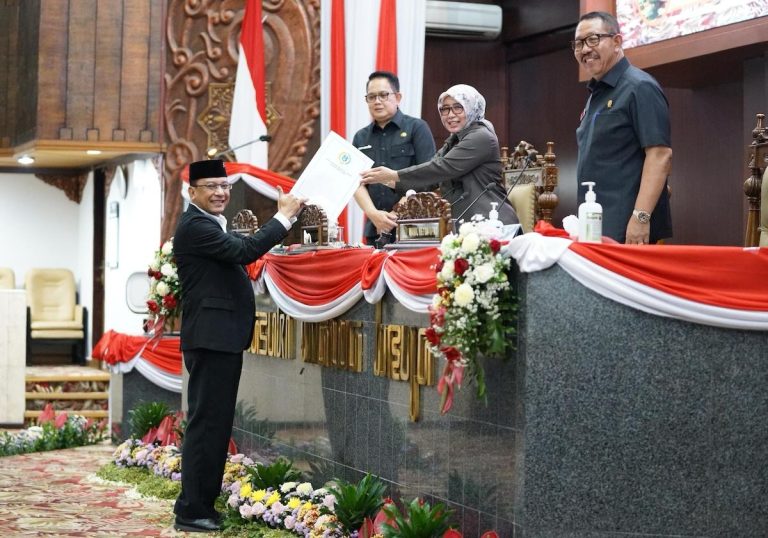 Fraksi PDI-P Minta RPJPD 2025-2045 Perhatikan 7 Koridor Ekonomi Jatim