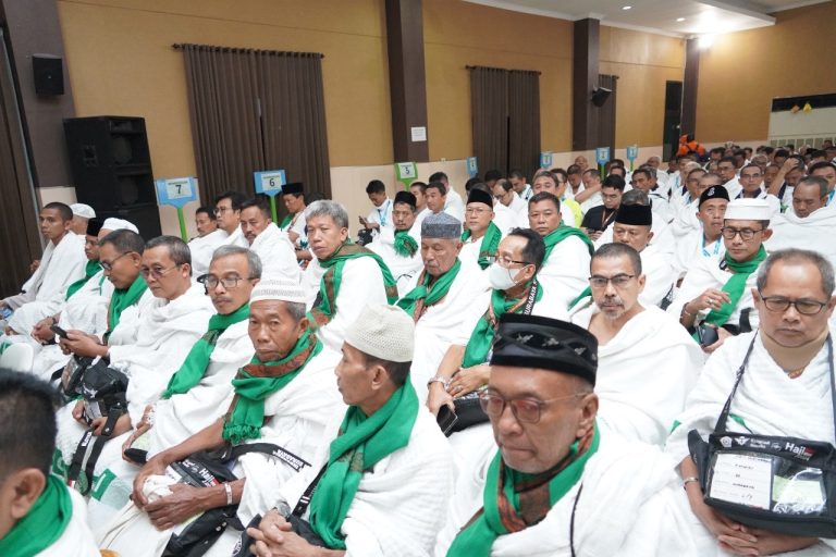 Wafat di Tanah Suci, Dua Jemaah Haji Embarkasi Surabaya Diberangkatkan ke Tempat Peristirahatan Terakhir