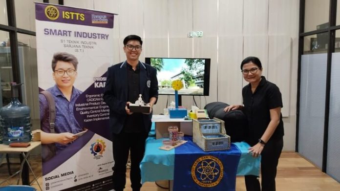 Mahasiswa ISTTS Ciptakan Hand Sanitizer Otomatis dari Barang Bekas