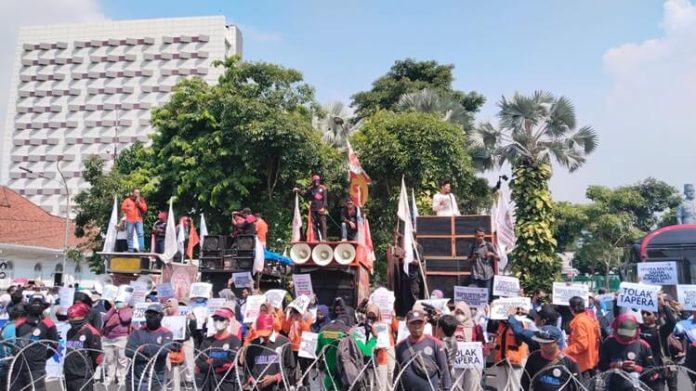 Demo Buruh Tapera
