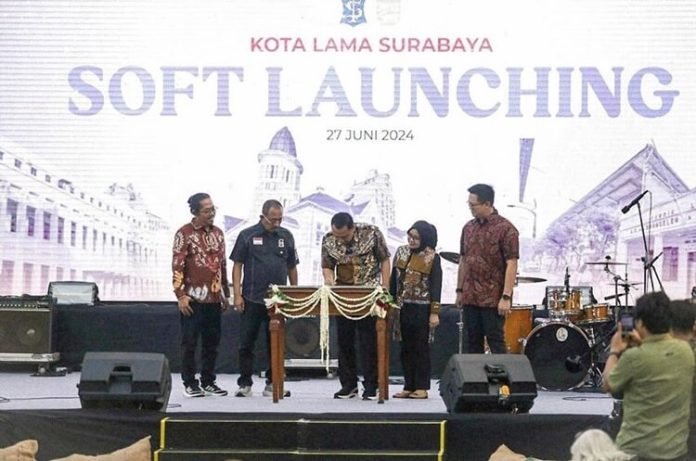 Surabaya Kota Layak Sehat